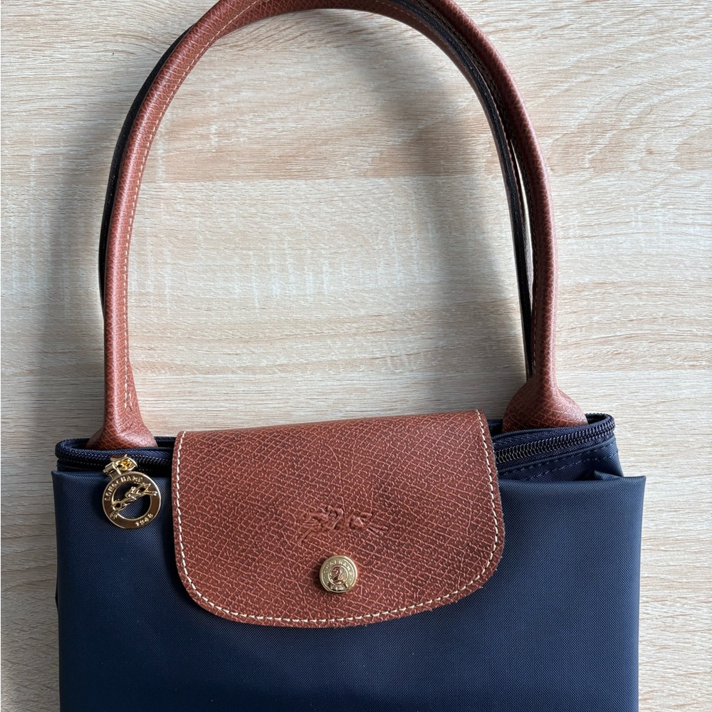 BRAND NEW Longchamp le Pilage Medium Navy Shoulder Bag